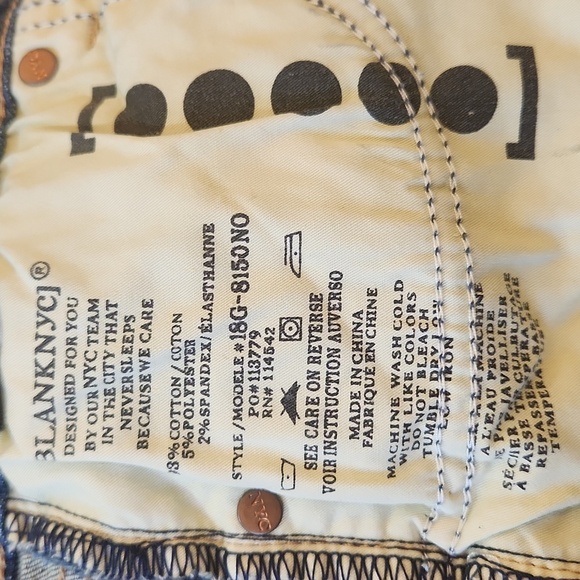 NWT Nordstrom The Fulton Blanknyc Roll Up Distressed Denim Blue Shorts Size 24 - Picture 12 of 13